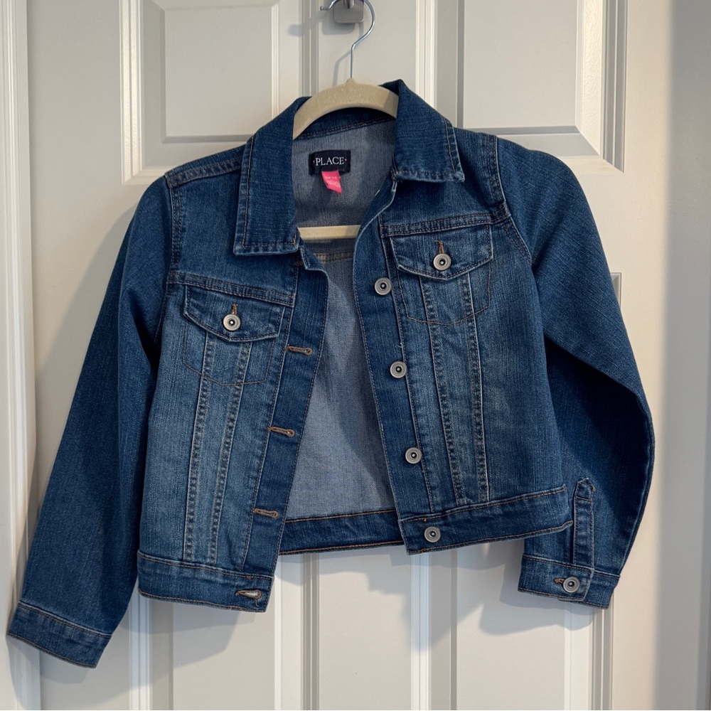 Girls Jean Jacket size medium Denim blue jean 7-8